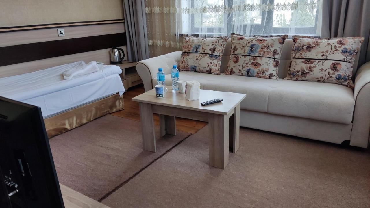 Xutorok Hotel & Restaurant Chilegir Ngoại thất bức ảnh